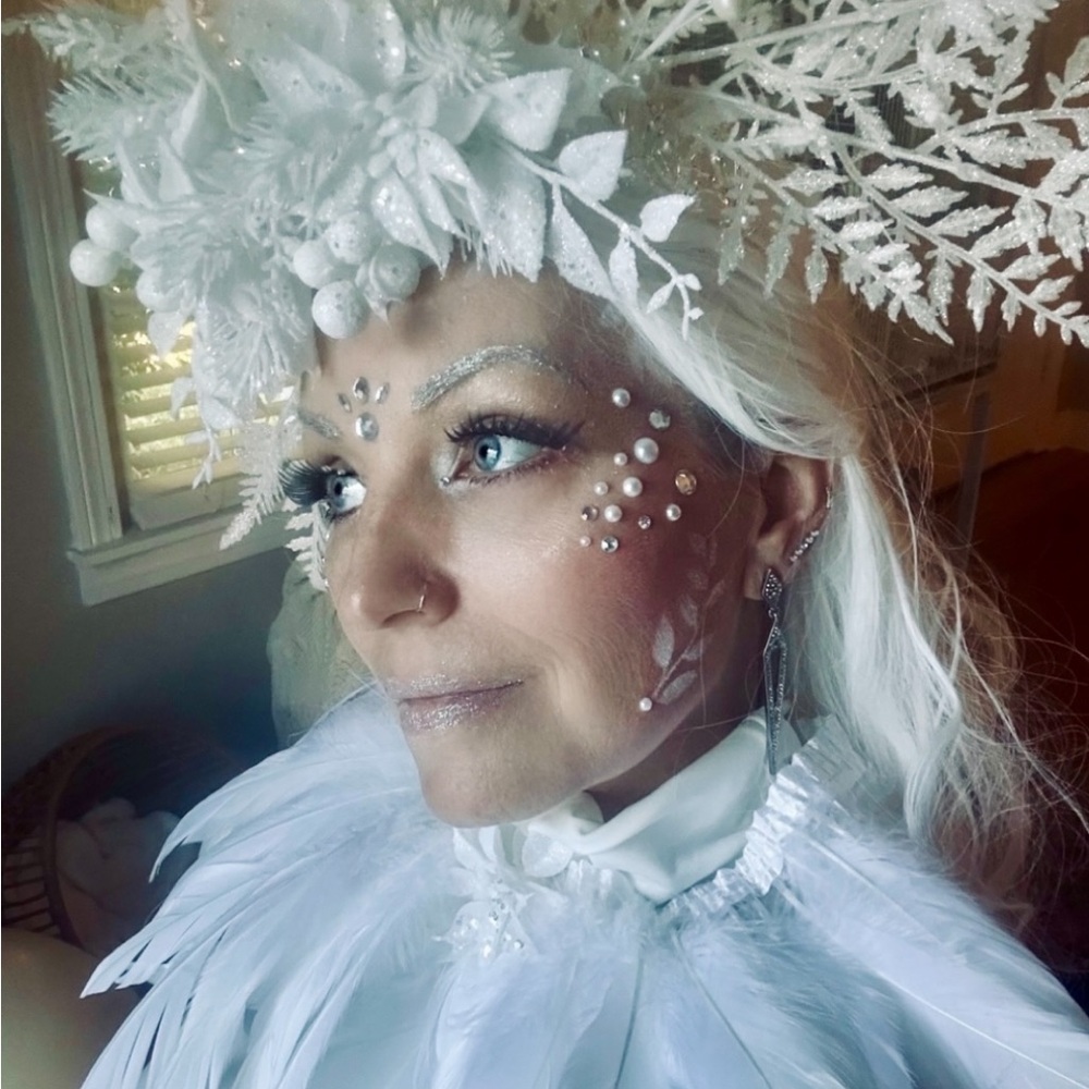 Meet your posher, Resa!